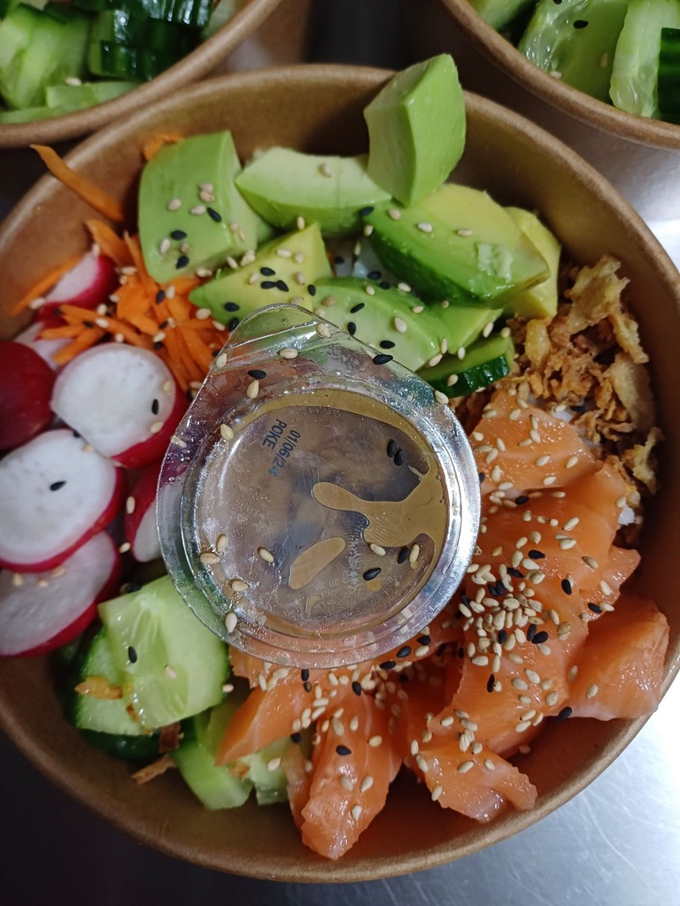 Pokebol au saumon