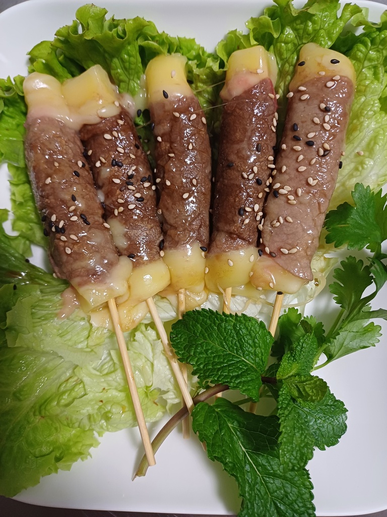 Brochette de boeuf au fromage