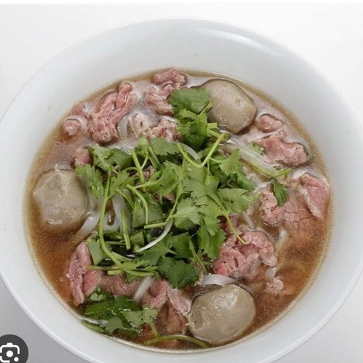 PHO : Boulette de boeuf, boeuf cru et vermicelles