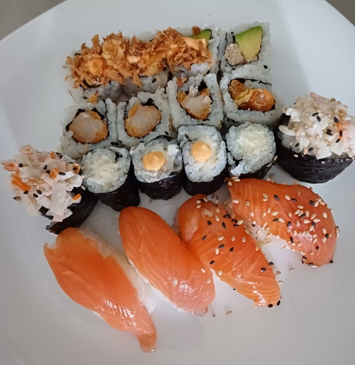 plateau sushi découvert 18p
